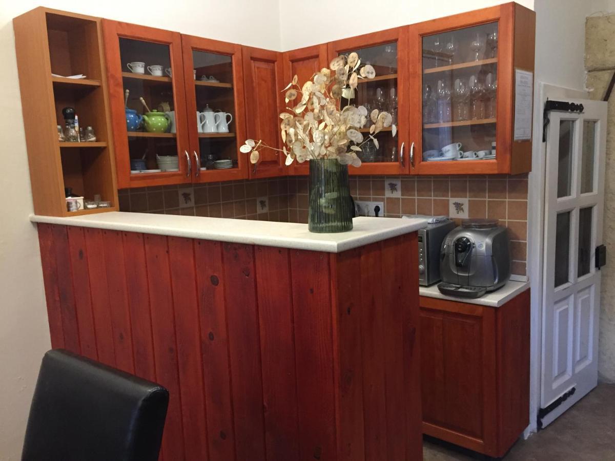 Kikerics Vendeghaz Bed and Breakfast Villány Εξωτερικό φωτογραφία